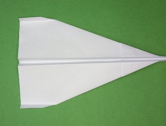 how to make a good paper airplane design