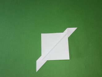 how to make a good paper airplane design